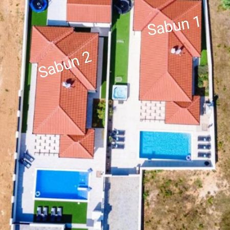 Villas Sabun - Modern House With Heated Pool Privlaka  Exteriér fotografie