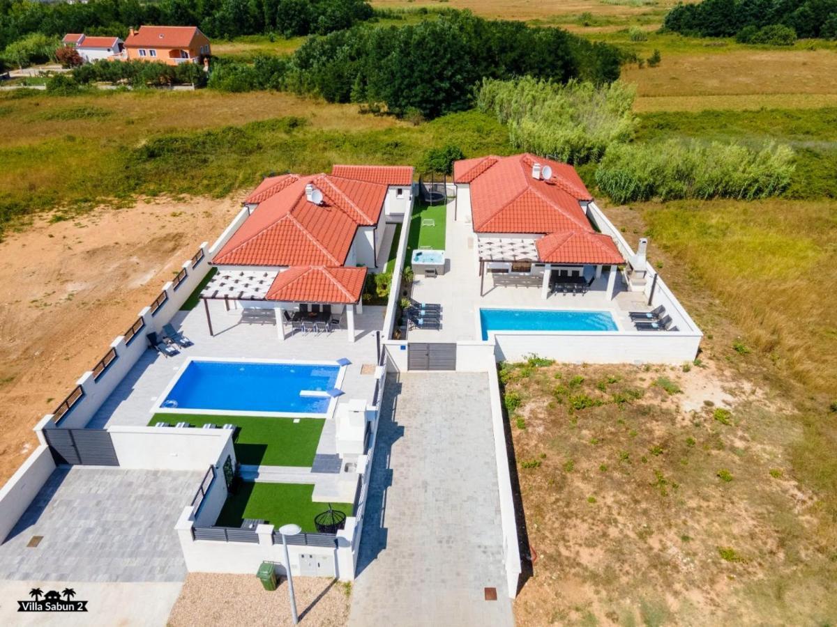 Villas Sabun - Modern House With Heated Pool Privlaka  Exteriér fotografie