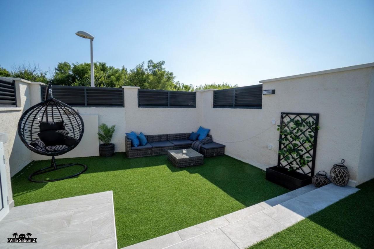 Villas Sabun - Modern House With Heated Pool Privlaka  Exteriér fotografie